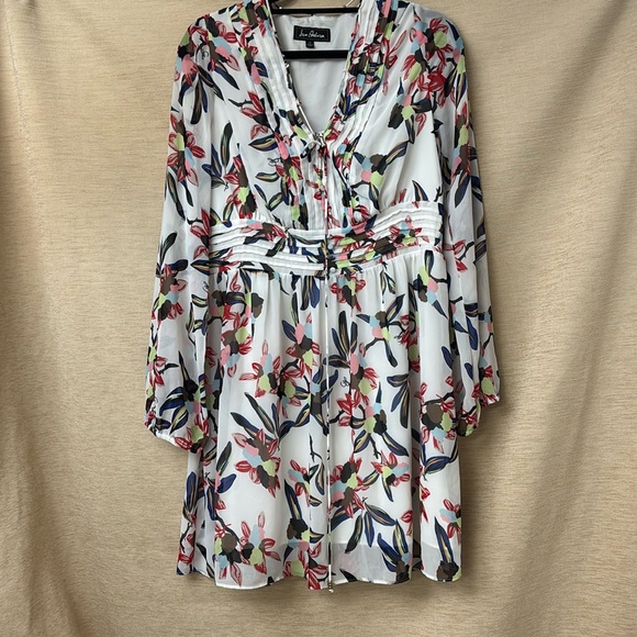 Sam Edelman Dresses & Skirts - Sam Edelman White Dream Lined Floral  Long  Sleeve Dress, Size 12